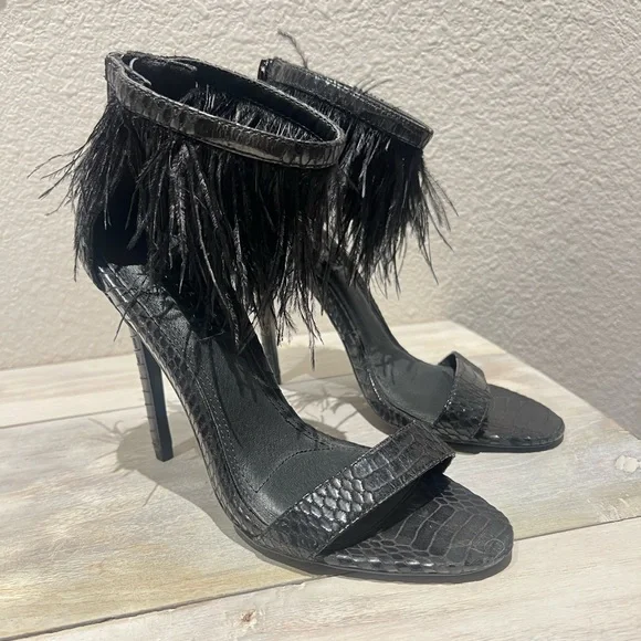 Topshop Shoes Topshop Ravenous Feather Snake Skin Heels Size